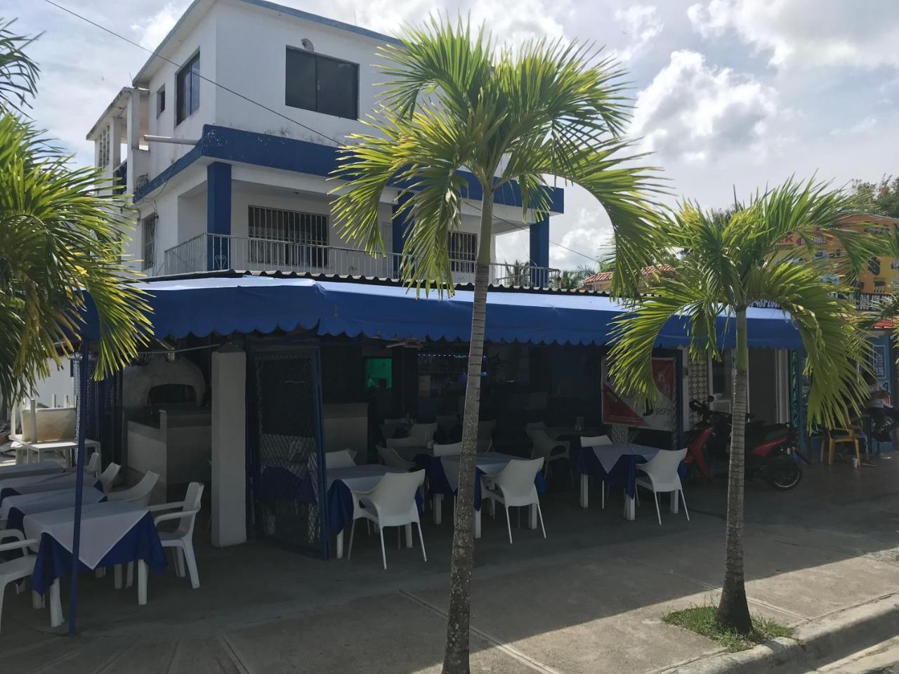 בוקה צ'יקה Hotel Restaurante Thomas מראה חיצוני תמונה
