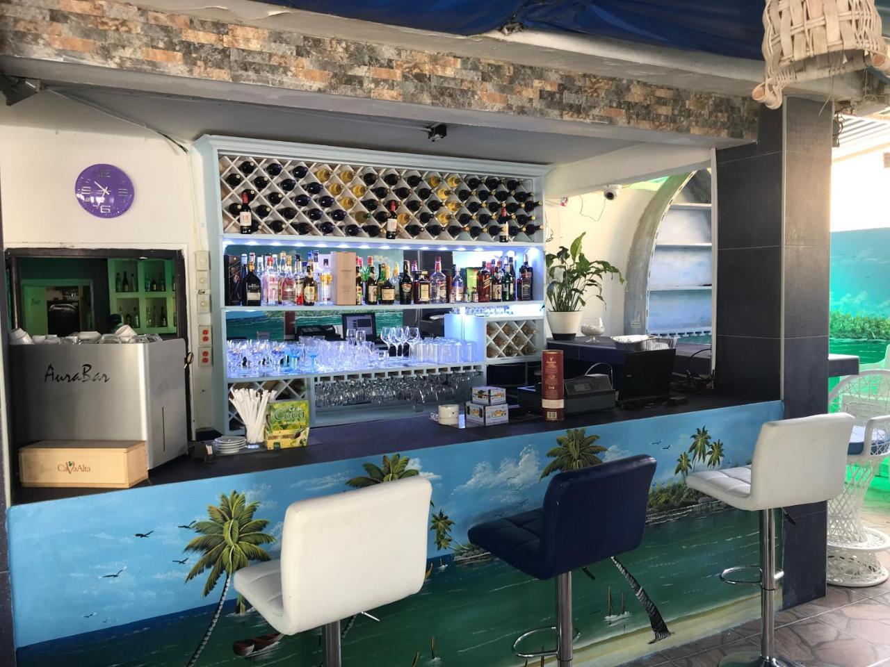 בוקה צ'יקה Hotel Restaurante Thomas מראה חיצוני תמונה