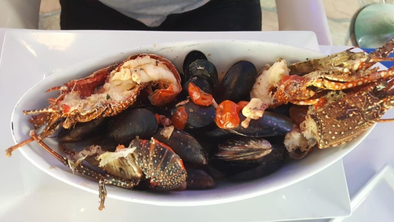 בוקה צ'יקה Hotel Restaurante Thomas מראה חיצוני תמונה
