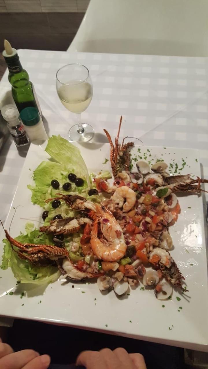בוקה צ'יקה Hotel Restaurante Thomas מראה חיצוני תמונה