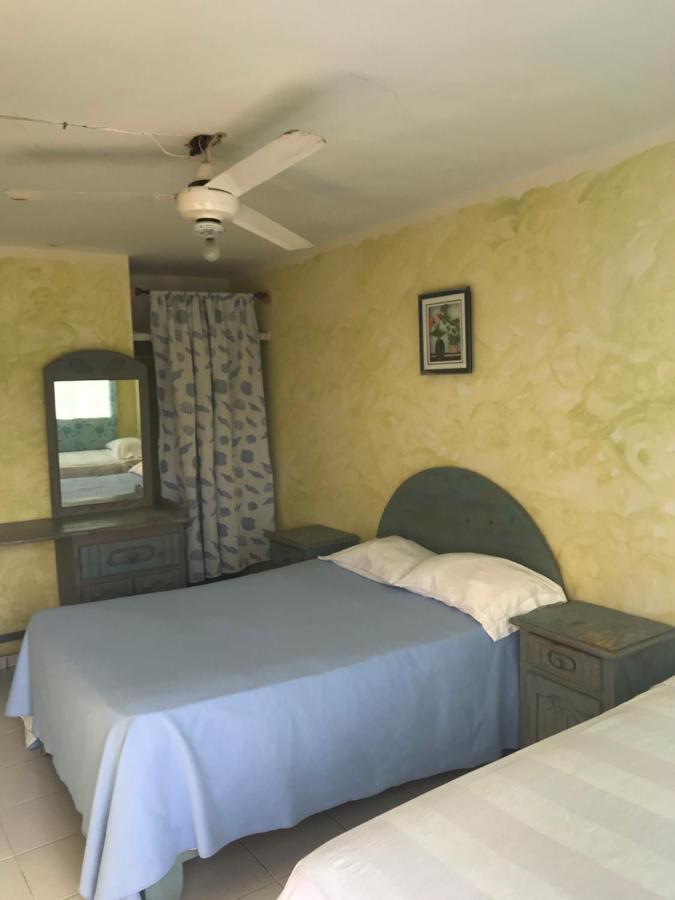 בוקה צ'יקה Hotel Restaurante Thomas מראה חיצוני תמונה