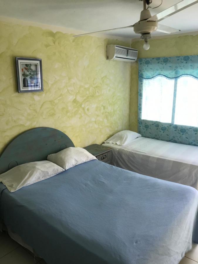 בוקה צ'יקה Hotel Restaurante Thomas מראה חיצוני תמונה